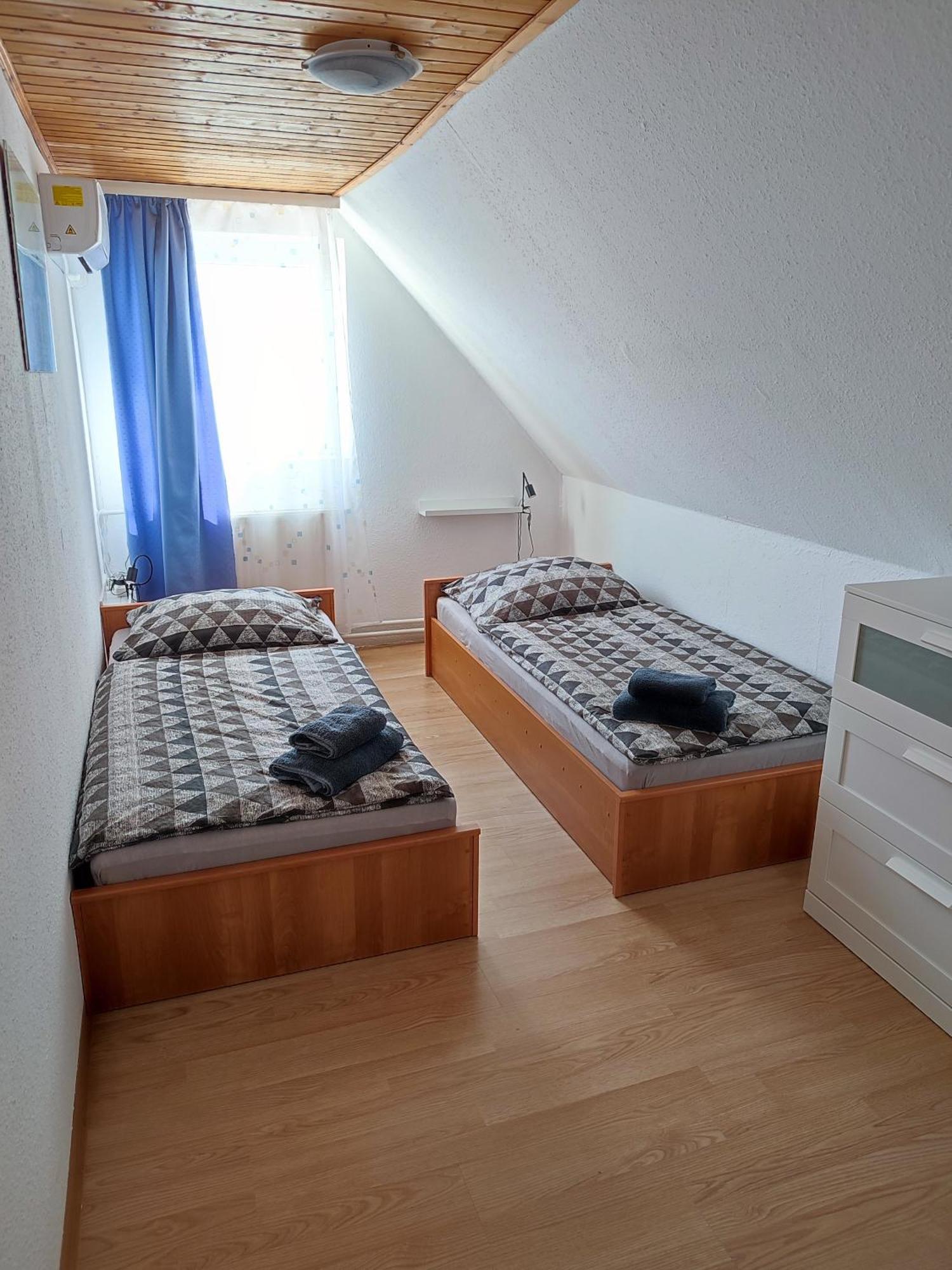 Aranyharmat Apartman Balatonlelle Bagian luar foto